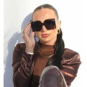 OVERSIZED Square Black Tinted Lens Fashion Sunglasses with Gold Detailing NEW